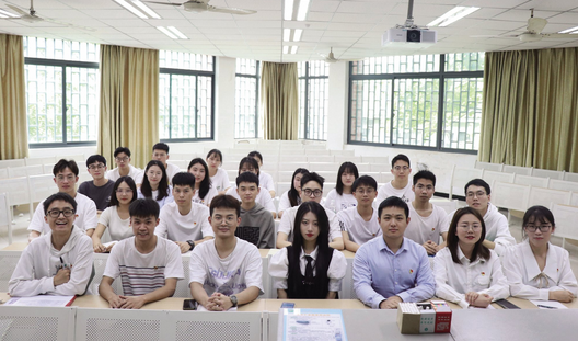 奖学金全覆盖，考研、就业全员上岸！这个优秀班级“高手”云集