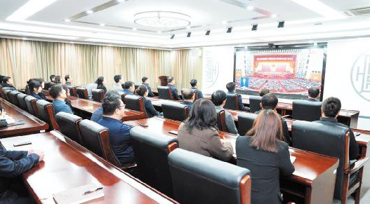 凝心聚力共奋进 砥砺前行向未来