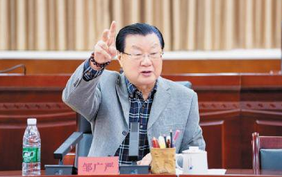 把锦城建成高质量就业和高质量升学的摇篮