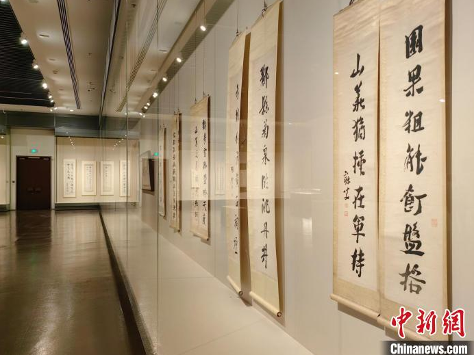 海派名家笔墨“集结”上海 展现海派书法“正大气象”